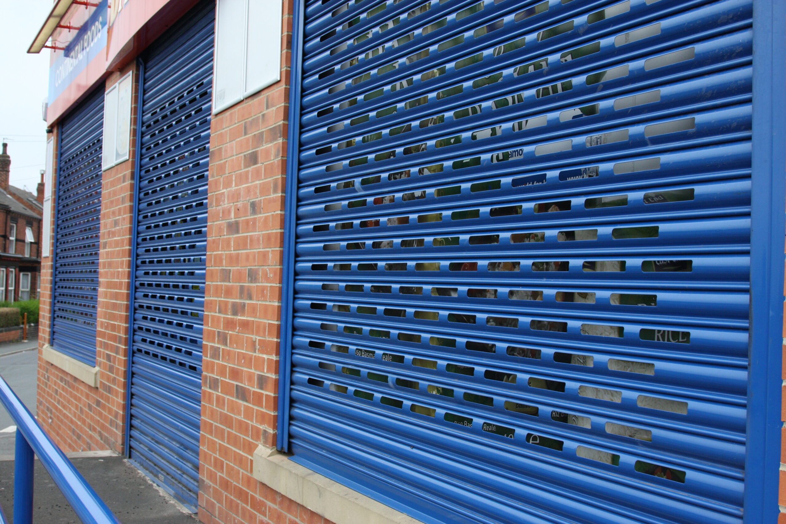 ArrowGuard Single Skin Roller Shutter - blue