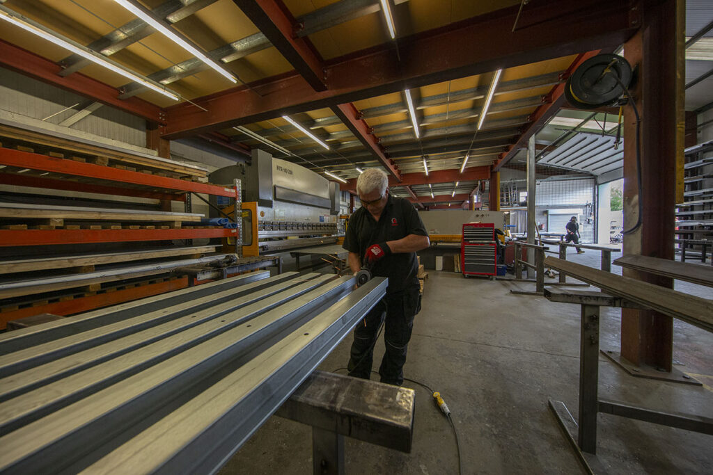 About Us | Arrow Industrial